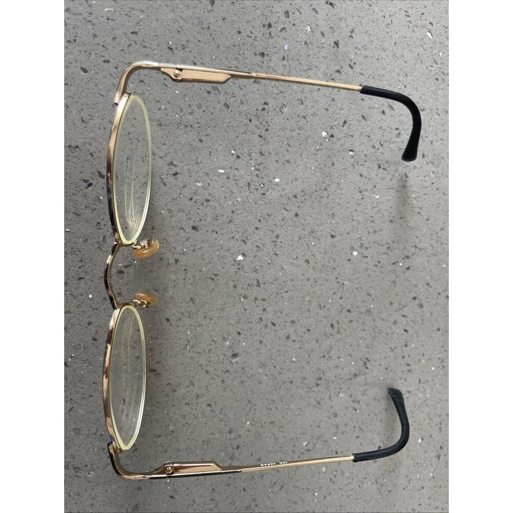 Bob Mackie this frames